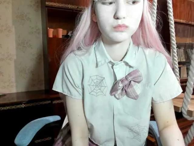 yoonhee-kiss on BongaCams