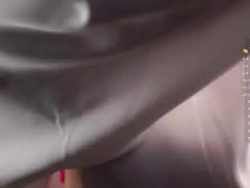 _vi_vi_ on Chaturbate