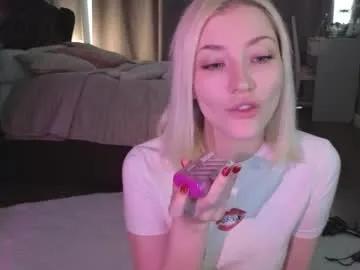 alexa_novak on Chaturbate