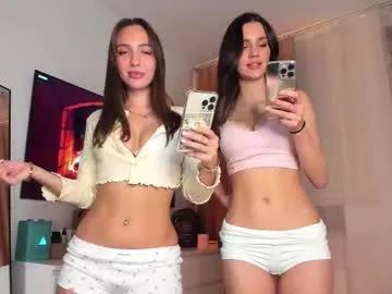 aria_muv — hi girls :* [122 tokens remaining]