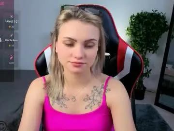 cameron_loving — In the mood to play? ^^ / TEASING SHOW [82 tokens left] 50 tk - ULTRA HIGH VIBRATION #young #pregnant #mommy #lovense #pvt