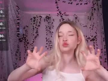caramelangels — GOAL: Make me Wet *_* [78 tokens remaining] Hey! Kelly is here! let's have a lot of fun today ! #anal #18 #skinny #blonde #teen
