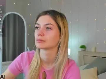 cherry_pr1ce — GOAL: Sucking the camera's finger [17 tokens remaining] Welcome to my room! #feet #blonde #skinny #lovense #new