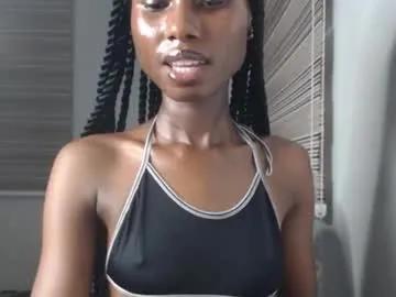 choco_petitqueen on Chaturbate 