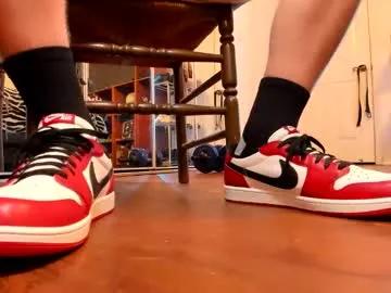 cocknholestar — size 15 #feet 6'6 #tall 9 inch #hung 35 yo #daddy hot #cum @ goal [999 tokens remaining]