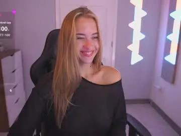 danikadillan — Hi  - Goal: At goal naked/or change outfit  #natural #bigass #feet #18 #cute