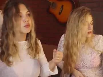 elliecutes on Chaturbate