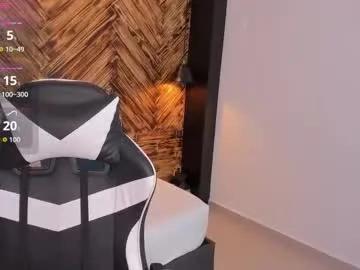 emily_tolson's avatar