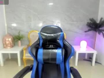 evageline_s on Chaturbate