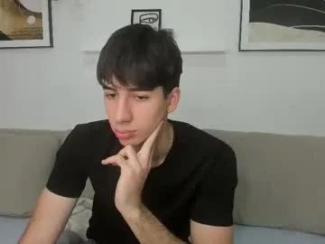 hotflirtyfella on Chaturbate