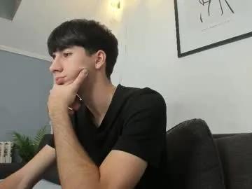 hotflirtyfella on Chaturbate