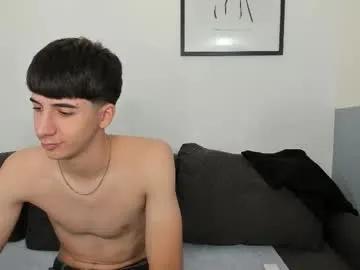 hotflirtyfella on Chaturbate