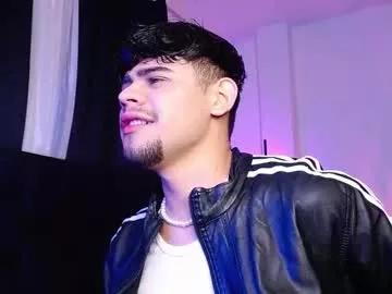 isaac_saenz on Chaturbate 