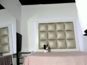 jadeestudios on Chaturbate