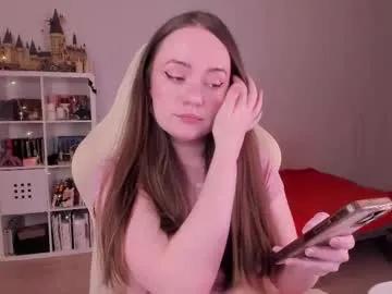 lil_happiness on Chaturbate