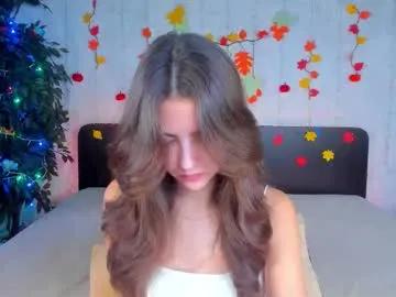 milana_crystal_ on Chaturbate