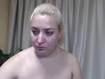 ohsweetiren on Chaturbate