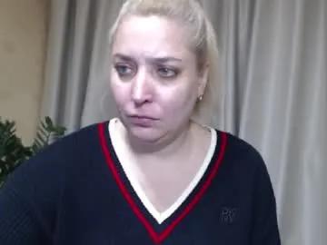 ohsweetiren on Chaturbate