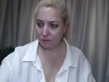 ohsweetiren on Chaturbate