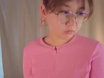 phebenogowski on Chaturbate