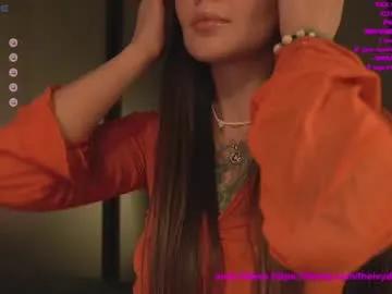 pocahontascb — tease pussy! if you want private, tip me 1107 tokens and we will go to privat at the specified price 6tk/min #fuckmachine #teen #squirt #bigass #pantyhose (limit is 15min) [2000 tokens remaining]