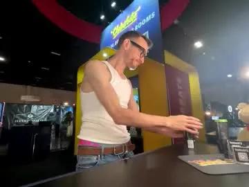 teninchty — Back to suckin dick #selfsucking #gamer #muscles #bigcock