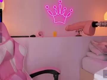 violeth_hill on Chaturbate