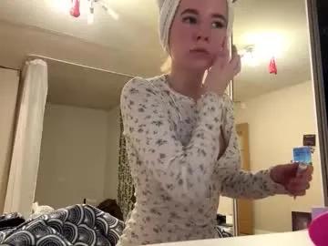 viv983161 on Chaturbate 