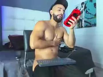 yiyo10_ on Chaturbate 
