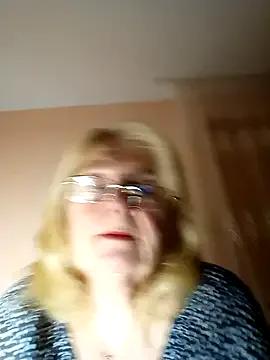 AmyLove353 — Freechat on StripChat