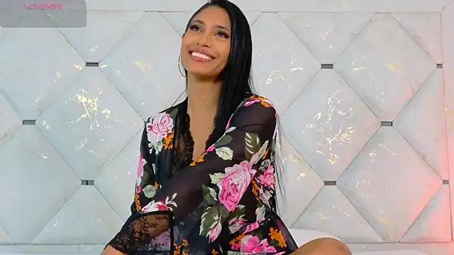 Anna_risse on StripChat 