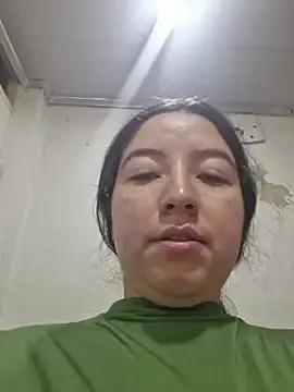 annyaparis on StripChat 