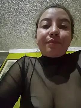 annyaparis on StripChat 