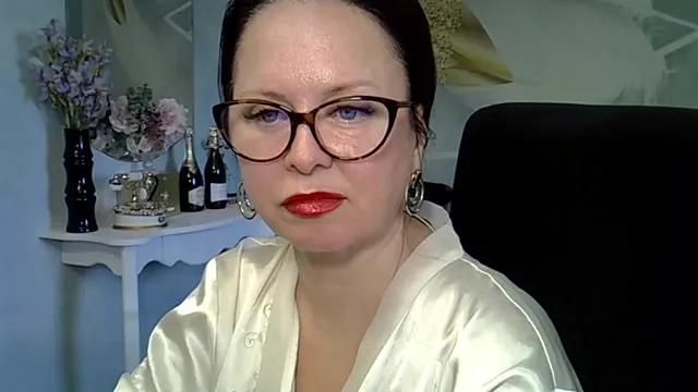 Arisa5000 on StripChat