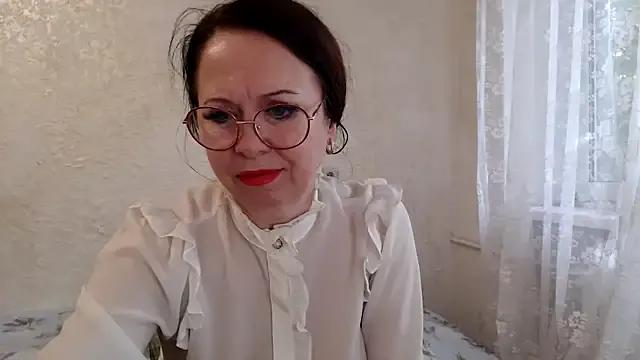 Arisa5000 on StripChat