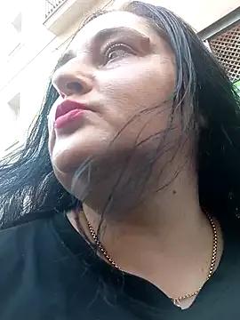 Bella_862 on StripChat 