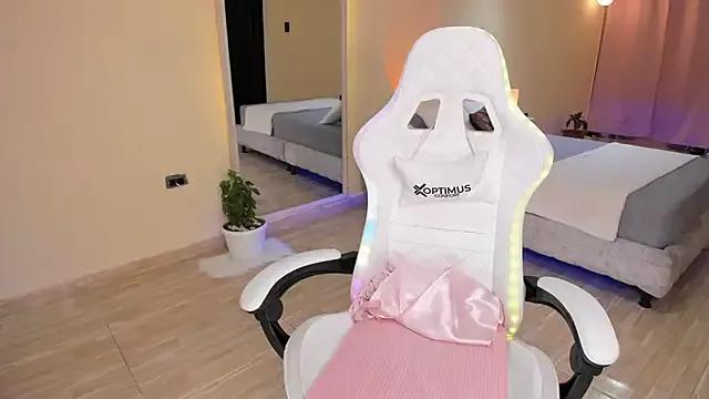 carleee_winter on StripChat