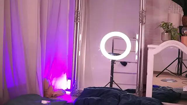 ChloeObril on StripChat