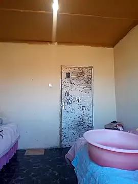 daddysgirly20 on StripChat 