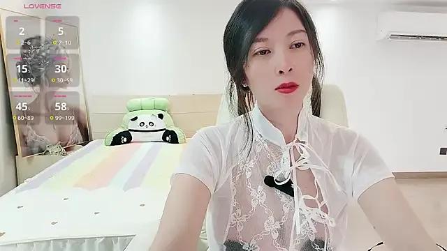 Dazzlebean on StripChat 