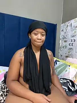 Dirtydaisyxx25 on StripChat