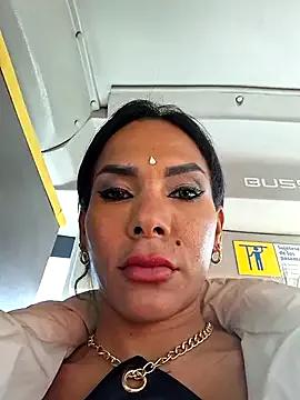 Doll_Loren on StripChat 