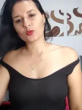 elena_jonees on StripChat 