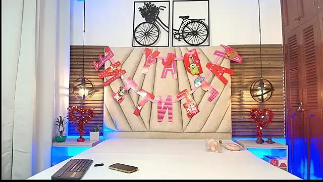 elizawiliamst on StripChat