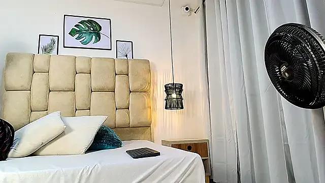 elizawiliamst on StripChat