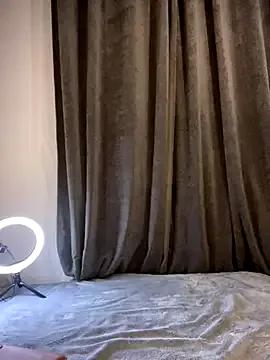 Ella_Charm on StripChat 