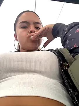 EmilyHarperr on StripChat