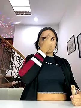 EmilyHarperr on StripChat