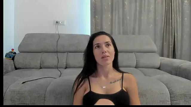Emmapmg on StripChat 