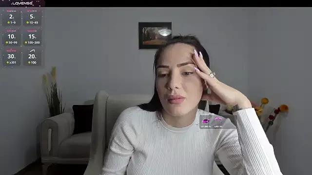 Emmapmg on StripChat 